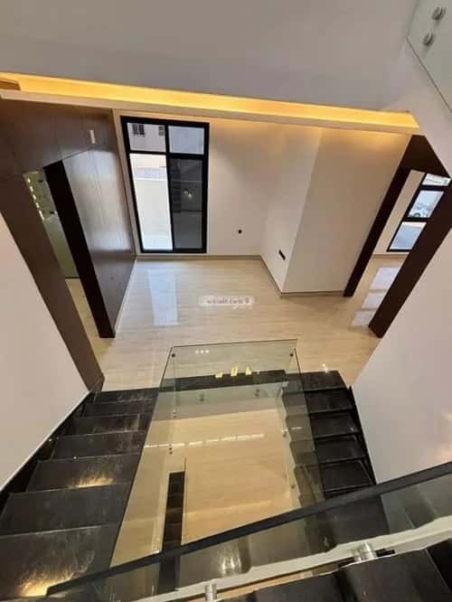 4 bedroom villa in Al Mahdiyyah 5