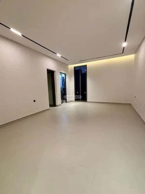 6 bedroom villa in Al Mahdiyyah 8
