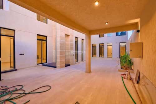 5 bedroom villa in Al Mahdiyyah 1