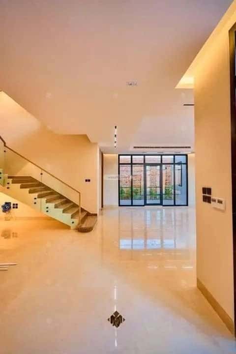 5 bedroom villa in Al Mahdiyyah 5