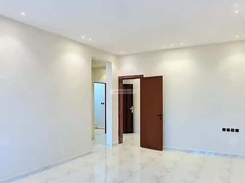 6 bedroom villa in Al Mahdiyyah 5