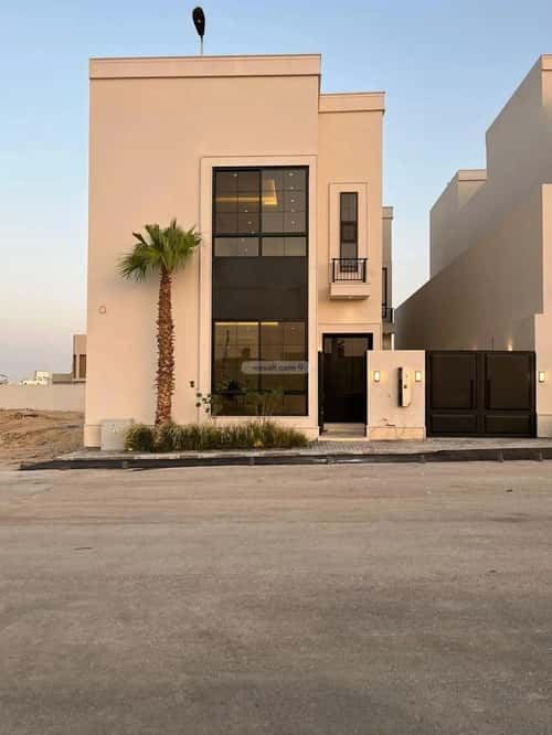 5 bedroom villa in Al Mahdiyyah 3