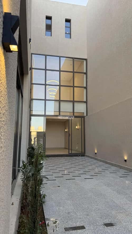 6 bedroom villa in Al Mahdiyyah 9