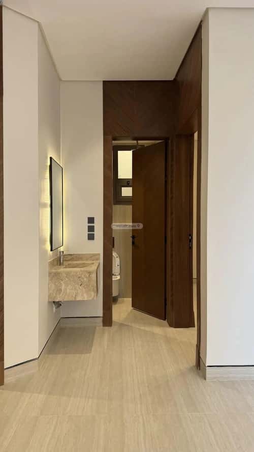 6 bedroom villa in Al Mahdiyyah 2