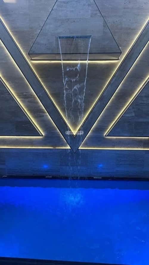 5 bedroom villa in Al Mahdiyyah 2