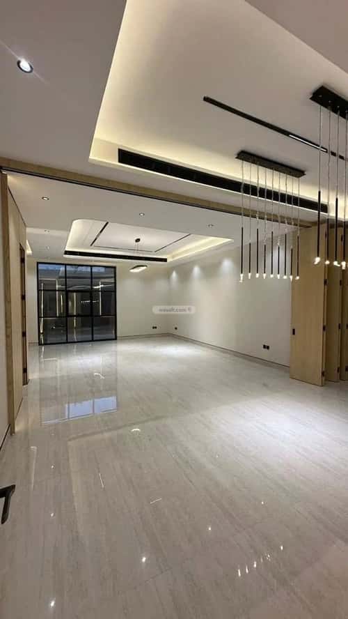 5 bedroom villa in Al Mahdiyyah 3