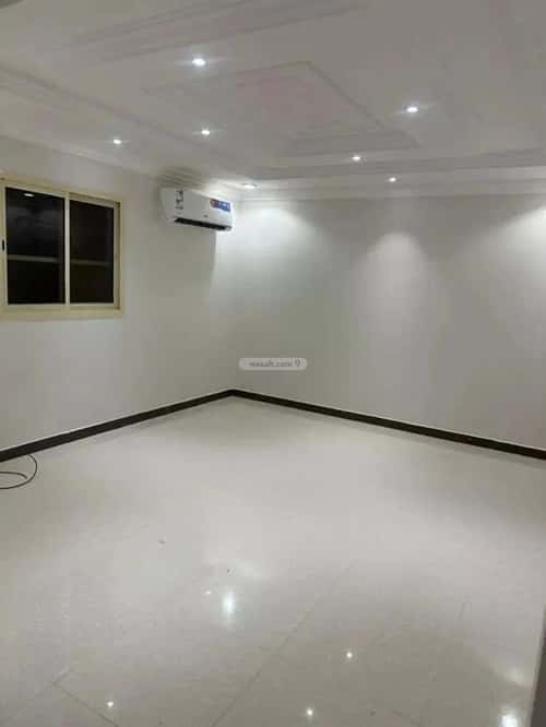 4 bedroom apartment in Al Hazm 9