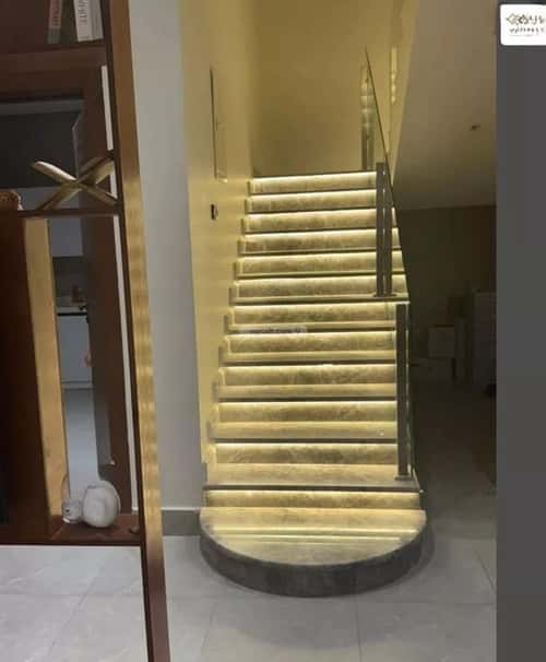 4 bedroom floor in Dhahrat Al Badiah 9