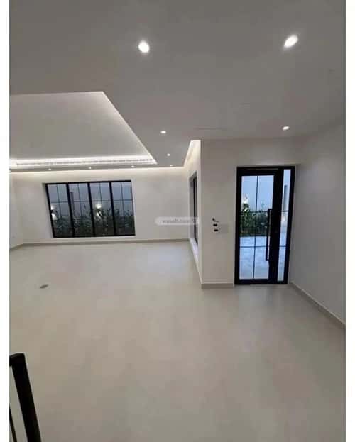 6 bedroom villa in Al Mahdiyyah 2