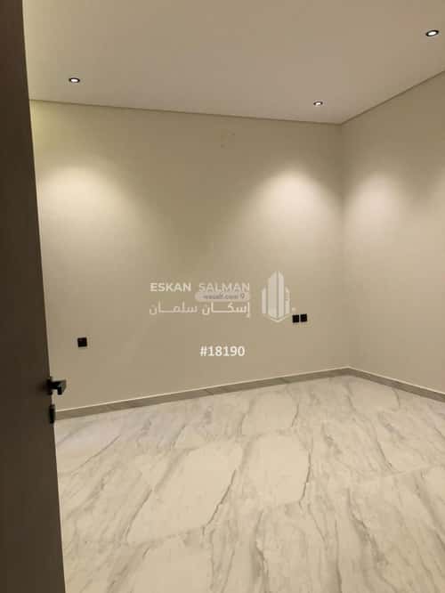 6 bedroom floor in Al Maizilah 7