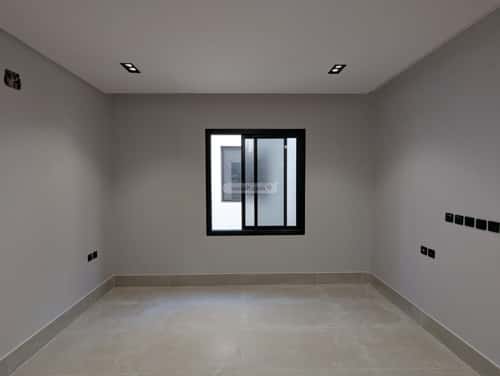 فيلا 6 غرف في عكاظ 4