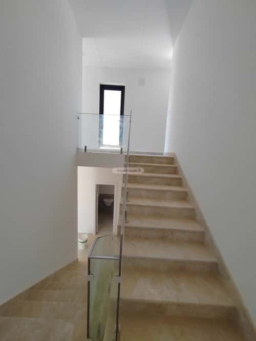 8 bedroom villa in Al Bashaer 14