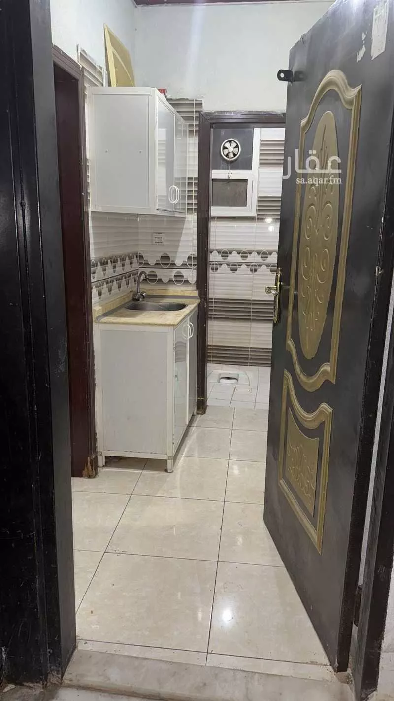 1 bedroom apartment in Al Khalidiyyah 2