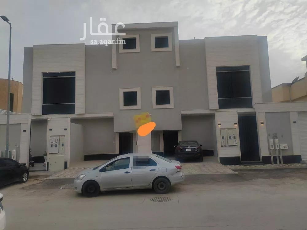3 bedroom floor in Dhahrat Al Badiah 2