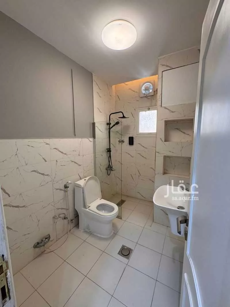 5 bedroom apartment in Al Jisr 9