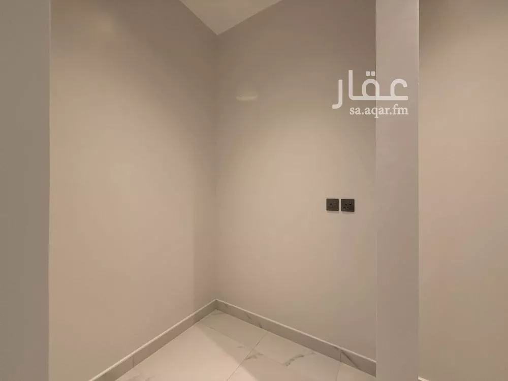 شقة 3 غرف في النخيل 6