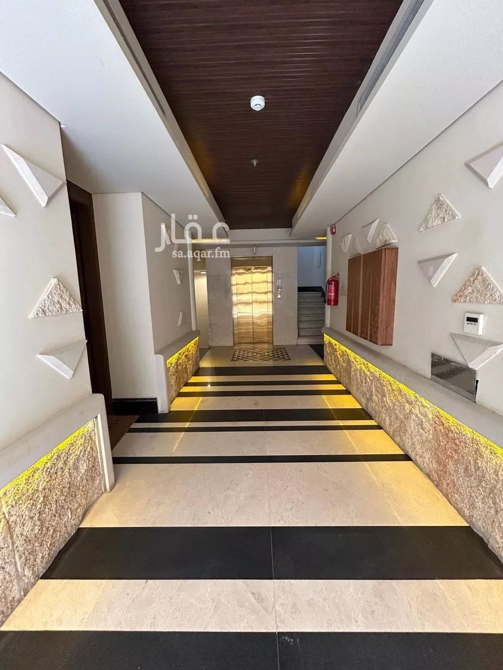 3 bedroom apartment in Al Aridh 7