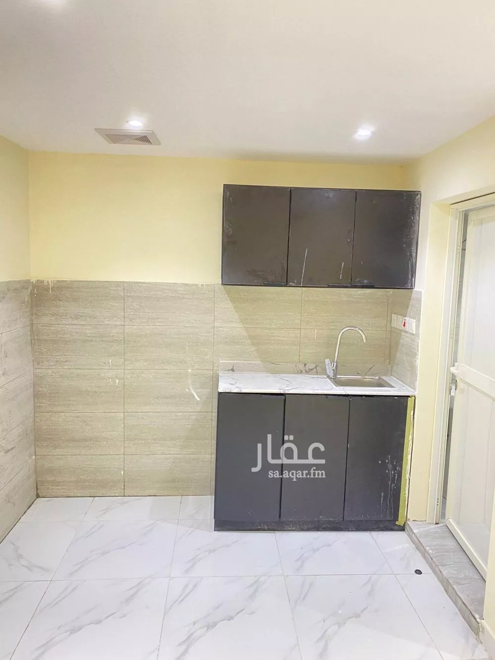 1 bedroom apartment in As Suwaidi 4