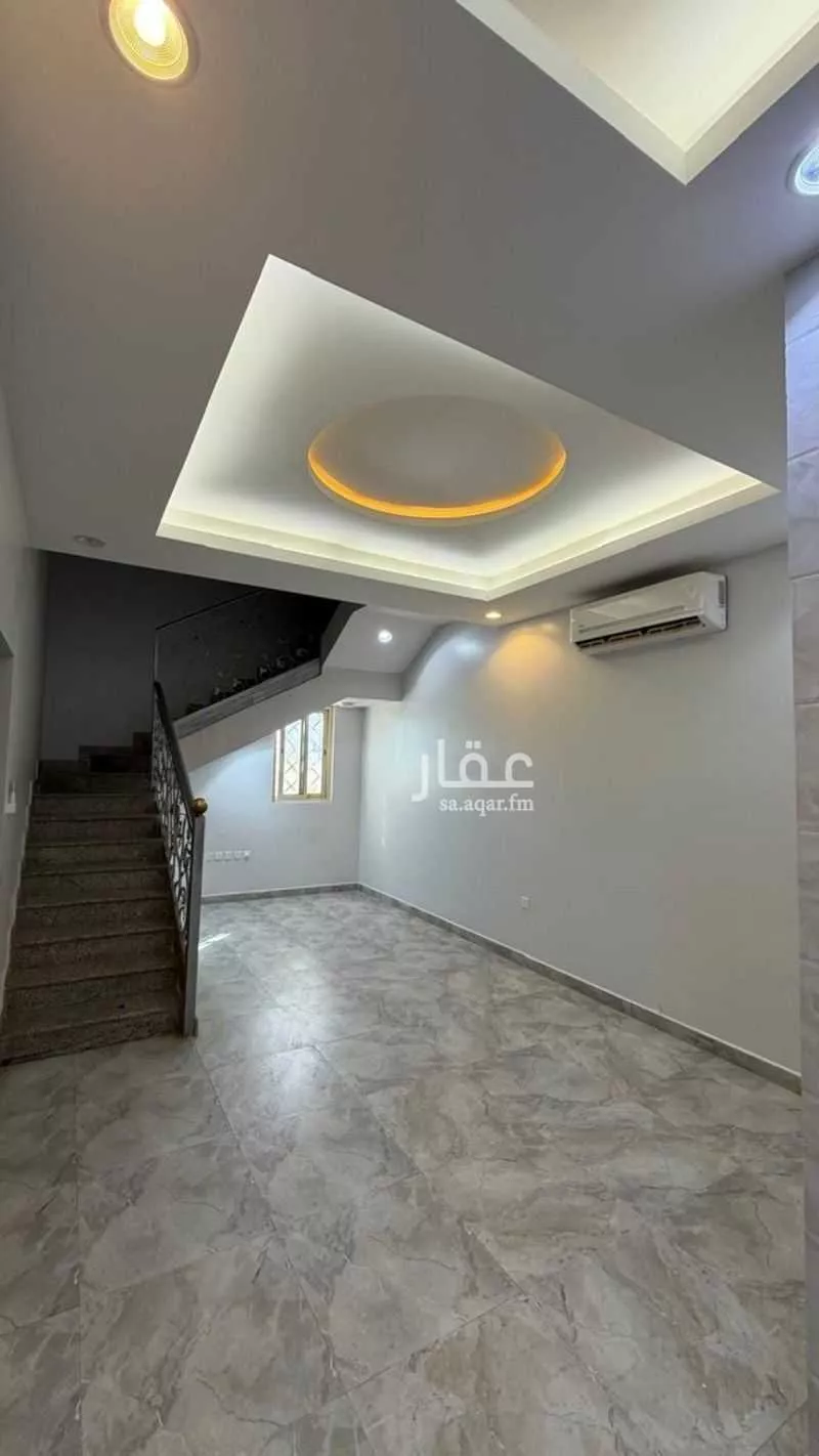 3 bedroom floor in Al Narjis 5