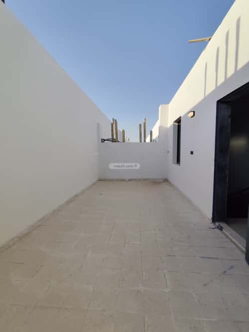 6 bedroom villa in Okaz 1