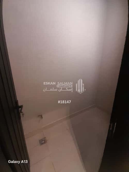 5 bedroom apartment in Al Quds 4