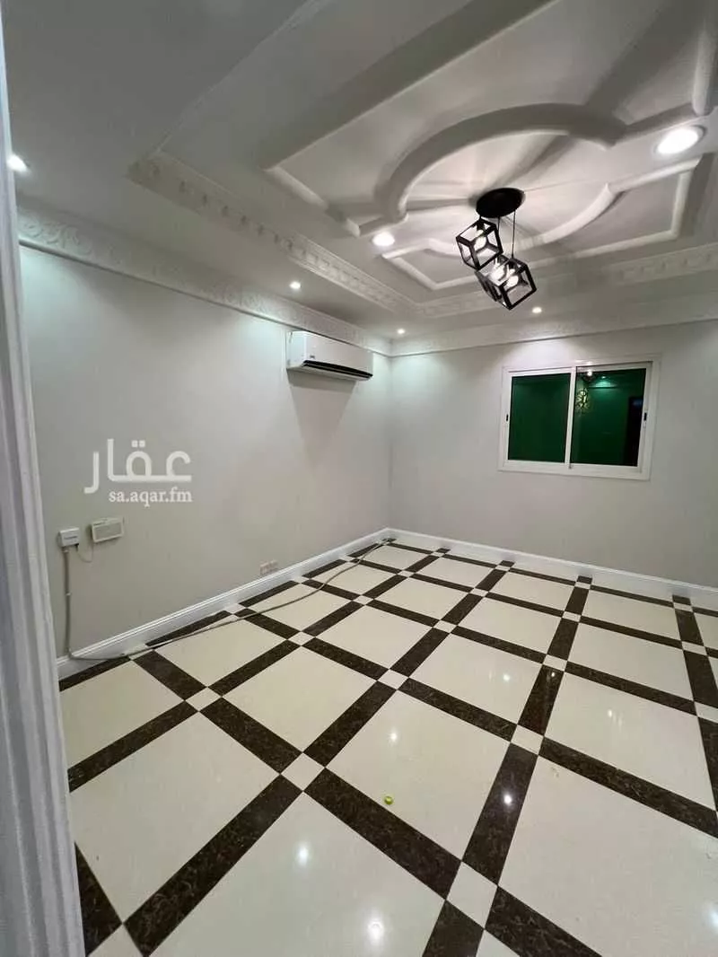 دور 4 غرف في السعادة 8