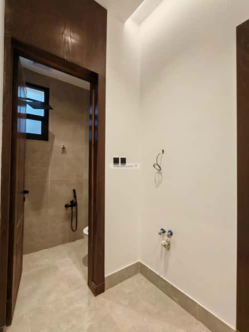 3 bedroom apartment in Al Munsiyah 5