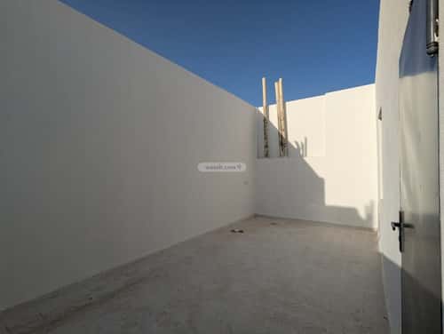 6 bedroom villa in Okaz 1