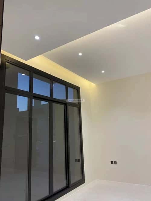 فيلا 6 غرف في المهدية 5