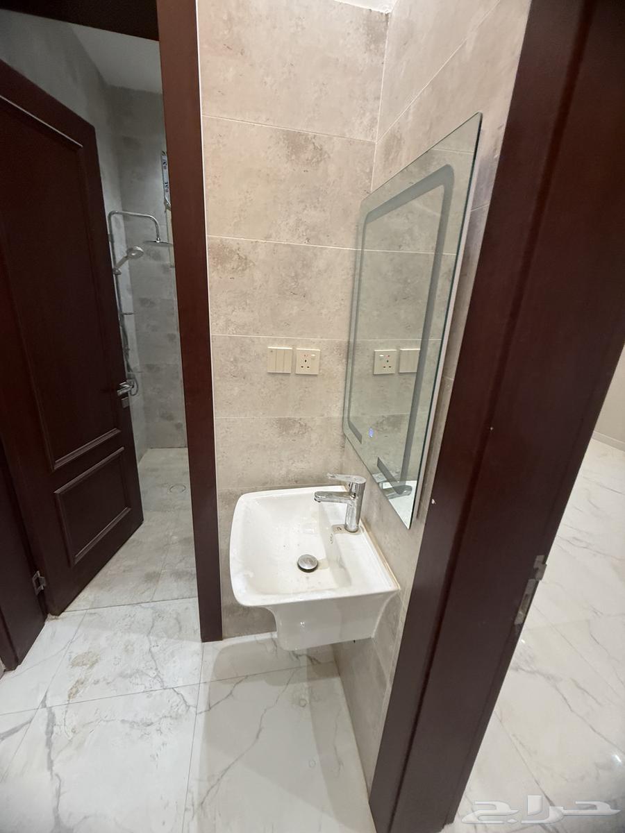 5 bedroom apartment in Badr 16