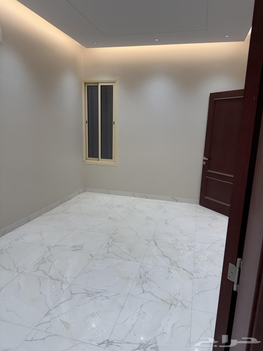 5 bedroom apartment in Badr 4