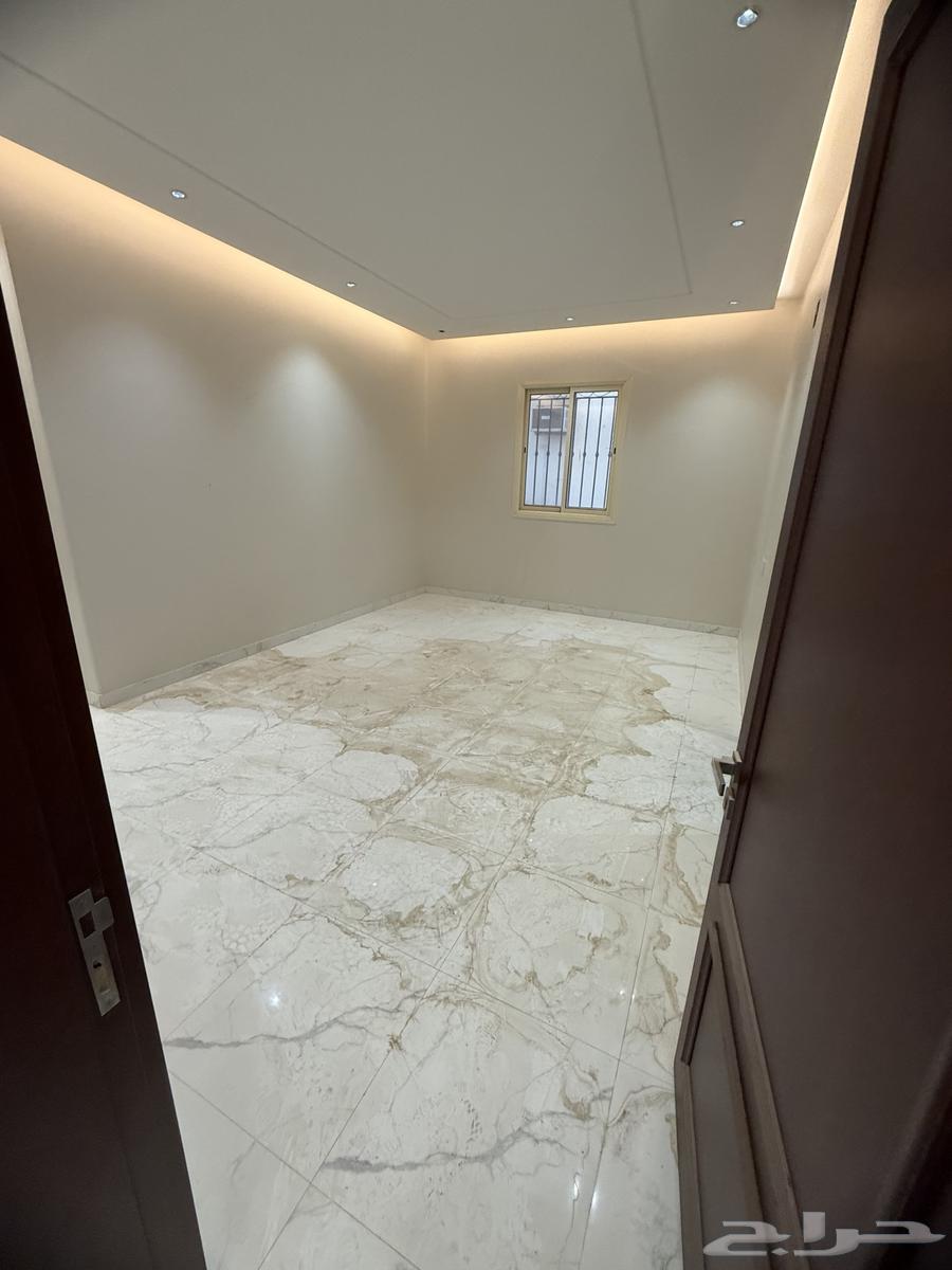 5 bedroom apartment in Badr 9