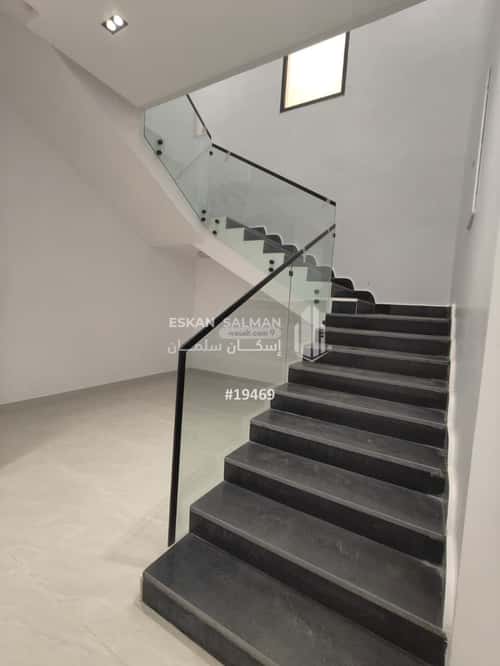 6 bedroom apartment in Al Nadwah 1