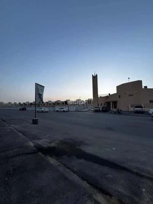 فيلا 5 غرف في عكاظ 3