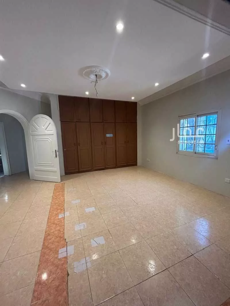 5 bedroom apartment in Al Safa 8