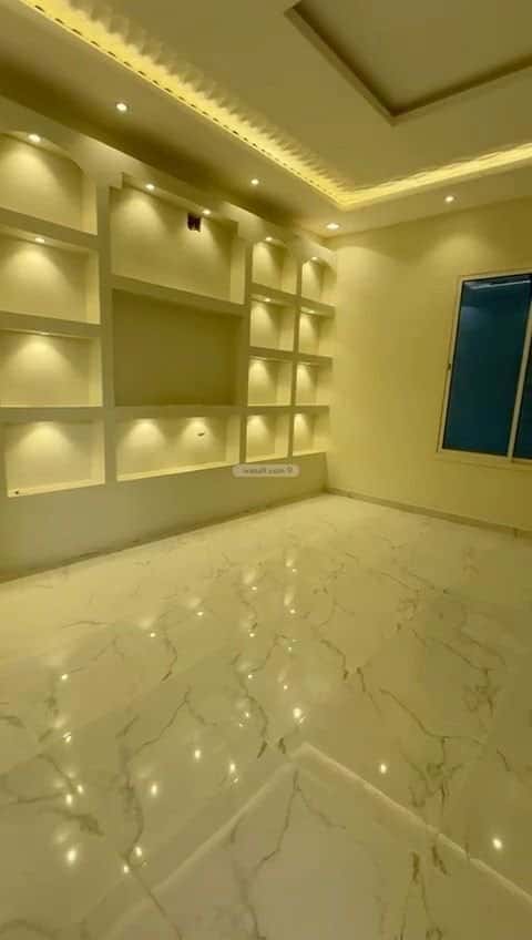 7 bedroom villa in Al Bayan 1