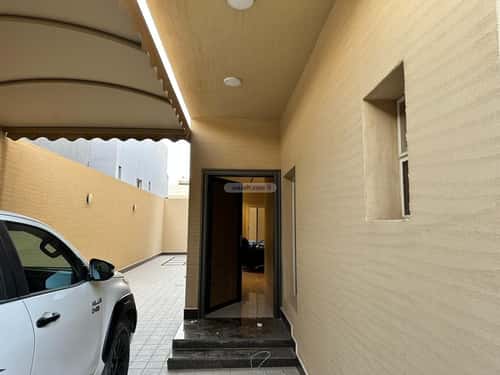 4 bedroom villa in Al Aridh 5
