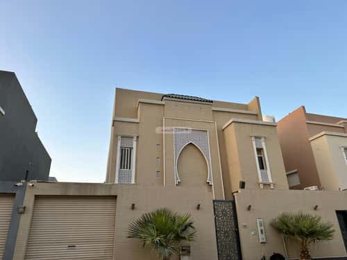 4 bedroom villa in Al Aridh 7