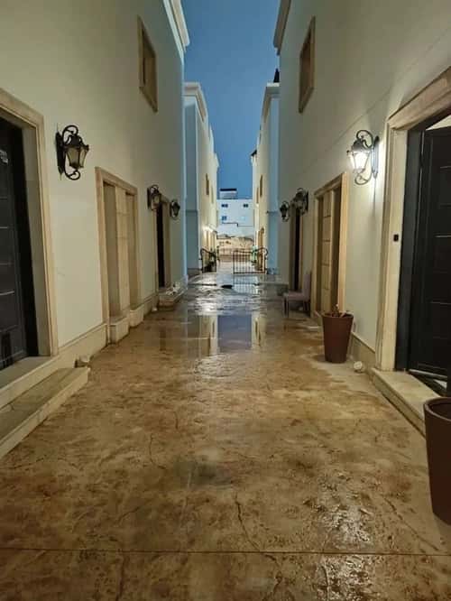 4 bedroom villa in Dhahrat Laban 1