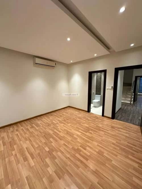 7 bedroom villa in Al Rabie 1