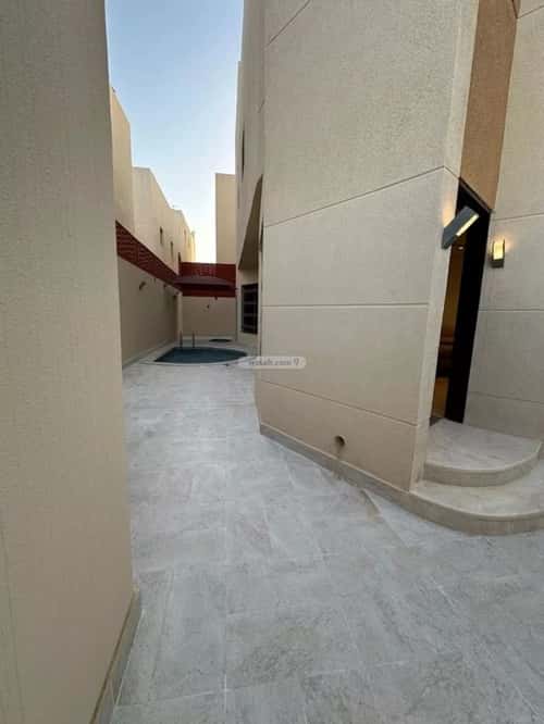 7 bedroom villa in Al Rabie 2