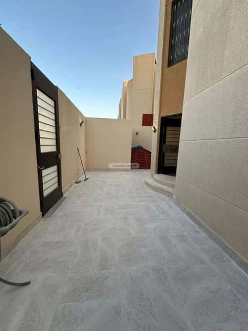 7 bedroom villa in Al Rabie 12