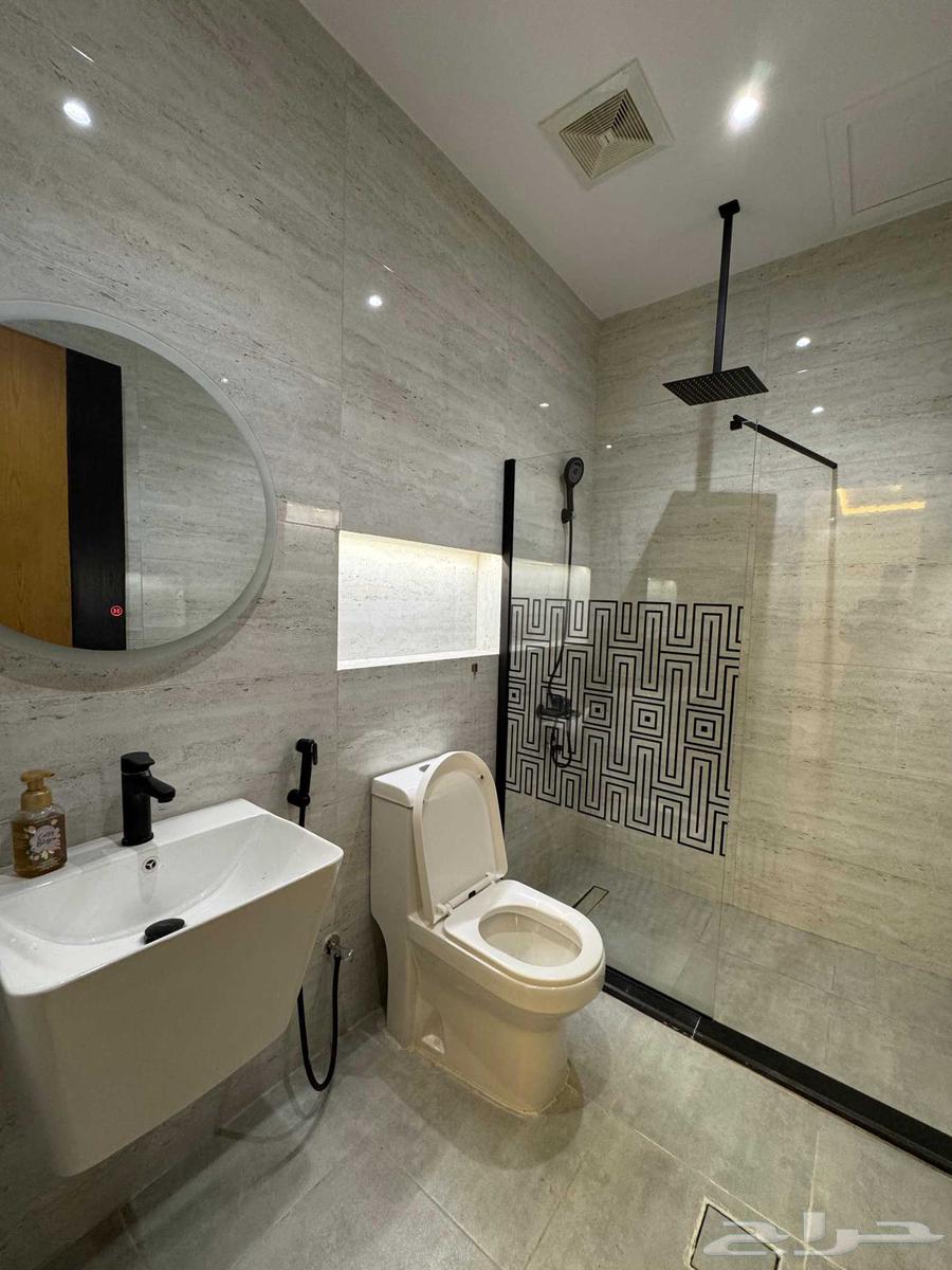 شقة 5 غرف في الصوارى 4