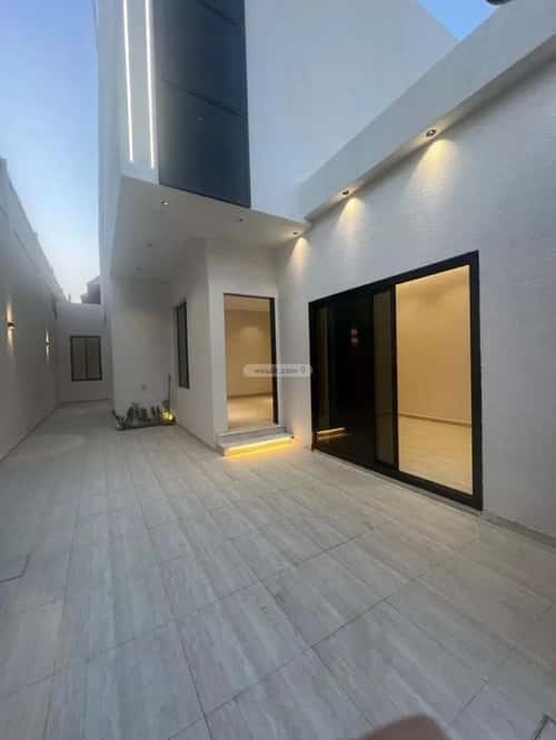 فيلا 5 غرف في بدر 8