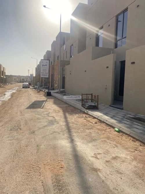 5 bedroom villa in Al Rimal 10