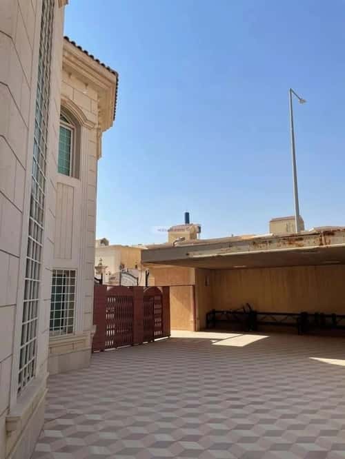 5 bedroom villa in Al Yarmouk 7