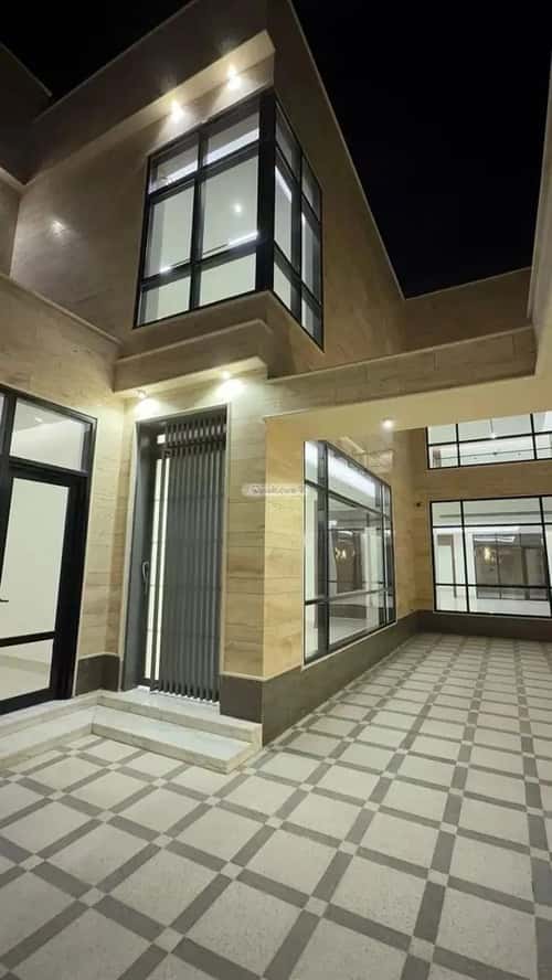 6 bedroom villa in Al Mahdiyyah 3