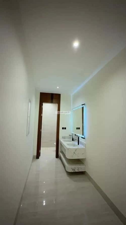 6 bedroom villa in Al Mahdiyyah 2