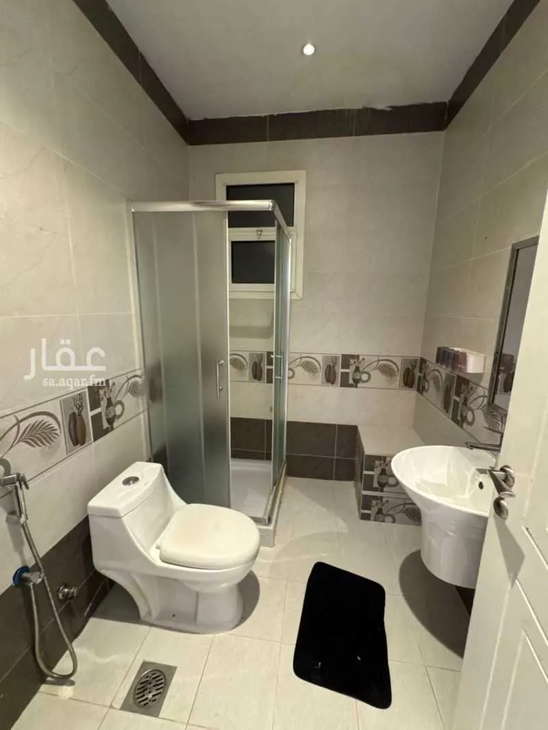 شقة 3 غرف في العارض 8