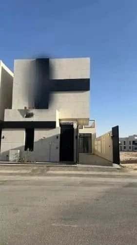 6 bedroom villa in Al Mahdiyyah 5